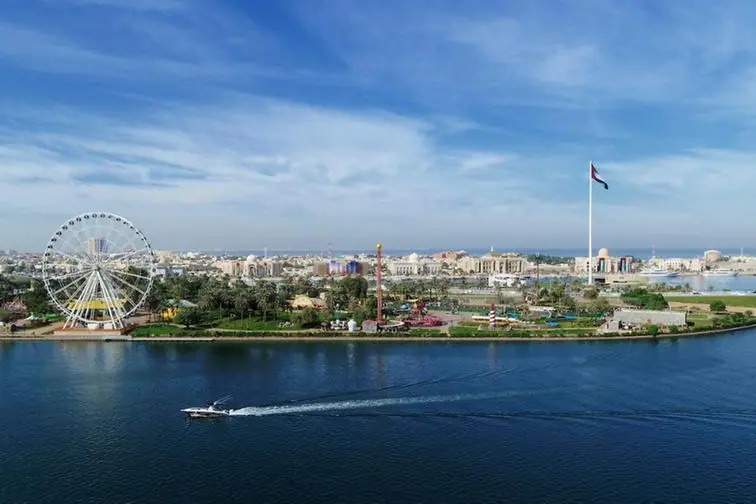 جذب 100 میلیارد دلار سرمایه گردشگری امارات